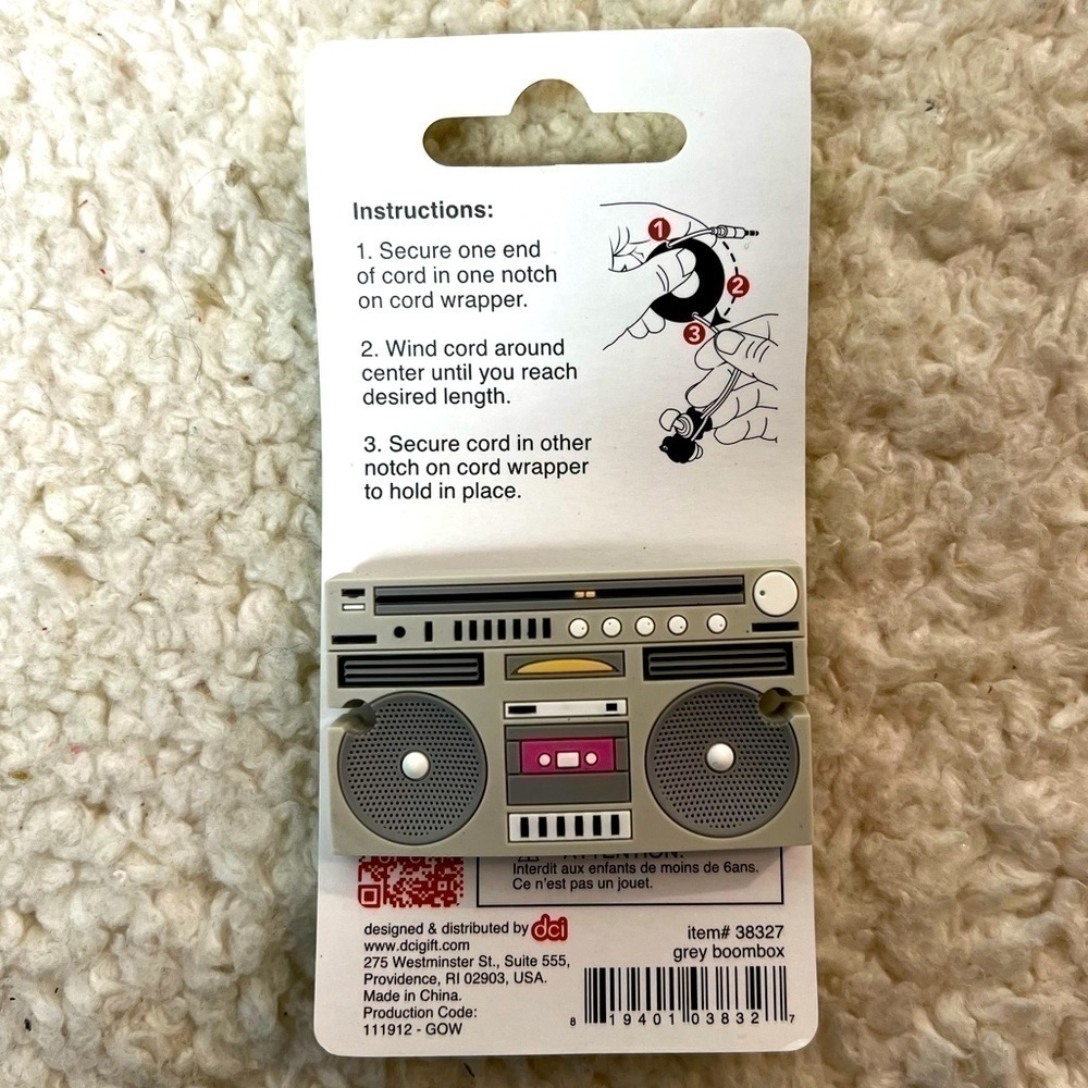 🎉HP🎉 DCI "Boom Box" Funky Tech Charging or Headphone Cord Wrap - Picture 2 of 5